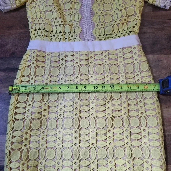 NWT Endless Rose Crochet Lace Overlay Dress Size M - Picture 11 of 13